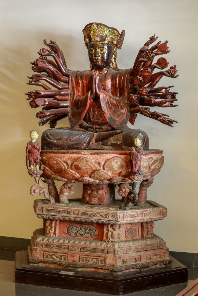 Phật bà Quan Âm chùa Hội Hạ 1